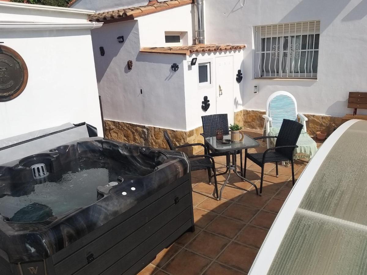 La Casa De Huespedes Apartment Puebla de Vallbona Luaran gambar