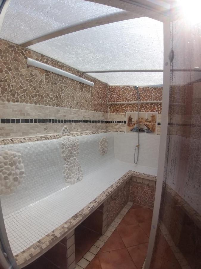 La Casa De Huespedes Apartment Puebla de Vallbona Luaran gambar
